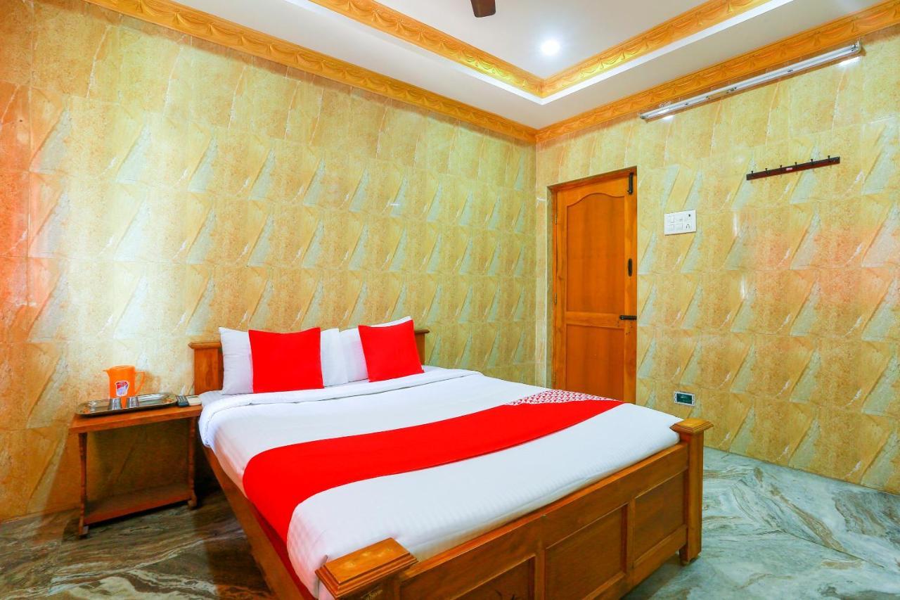 Oyo 68796 Shanthi Mahal Ченнаї Екстер'єр фото